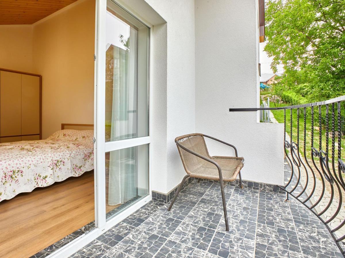 Private Apartments Truskaveț Exterior foto